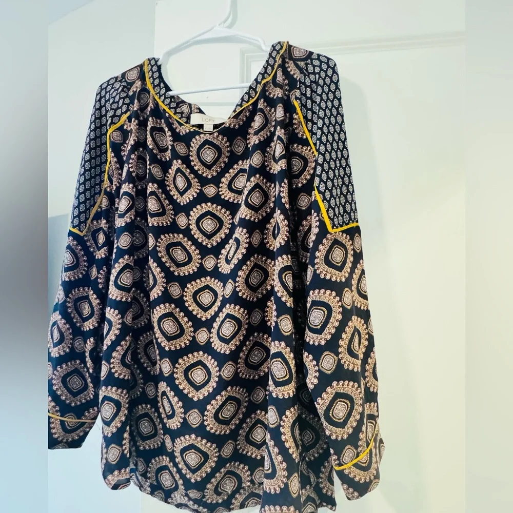LOFT Navy and Gold Geometric Blouse - Picture 6 of 8